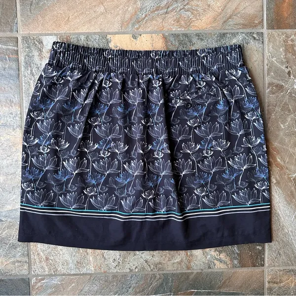 Kyodan Women’s Golf Skort Floral Print Athletic Skirt Size Medium - Image 4