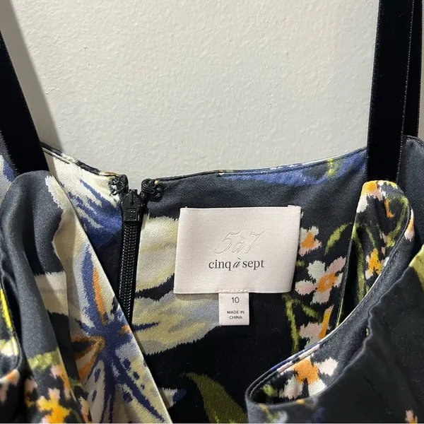 Cinq à Sept Leena Floral Print Midi Dress Size 10‎ 100% Silk with Velvet … - Image 8