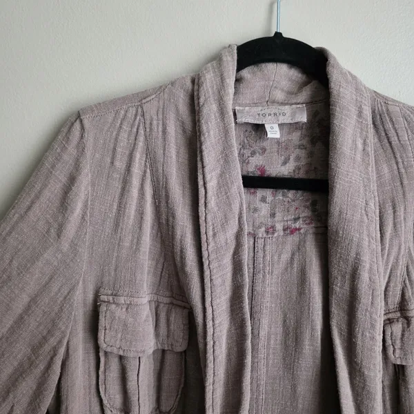 Torrid Light Weight Drape Front Anorak Jacket Womens Soft Beige Size 0 Large - Image 5