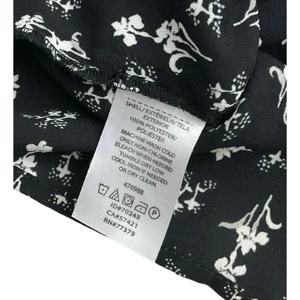 Ann Taylor Black White Flutter Sleeve Floral Top Size L | 41-46 - Image 4