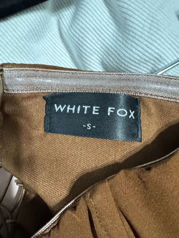 White Fox Boutique Corset Top - Image 3