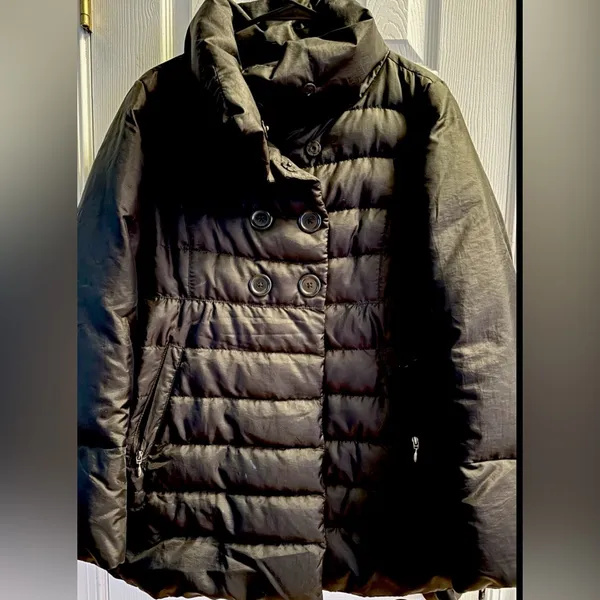 Ann Taylor LOFT Women's Black Double Breasted Puffer Jacket Size M - Image 6