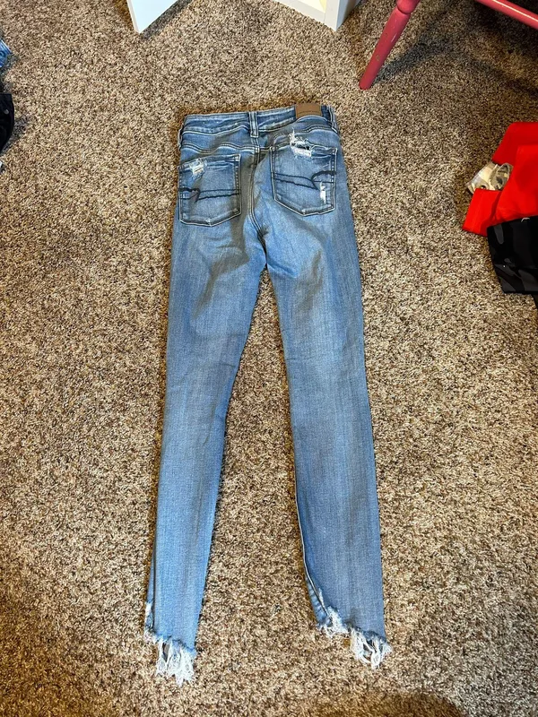 American Eagle jeans - Image 2