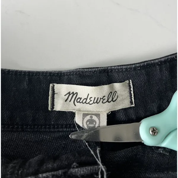 Madewell Curvy The High-Rise Sailor Short Women’s Size 31 Black Denim - Image 4