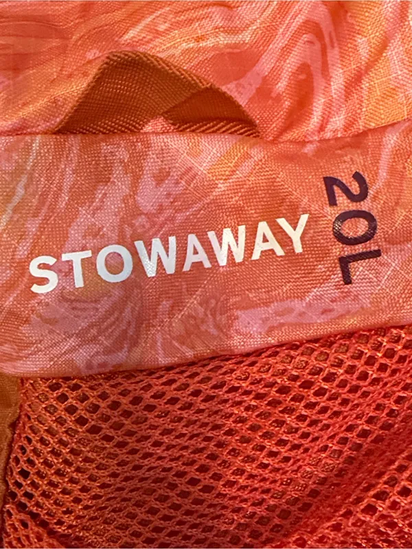 🎒🎒🎒BOGOHO🎒🎒🎒Eddie Bauer Coral Pink Marble Stowaway Backpack - Image 11