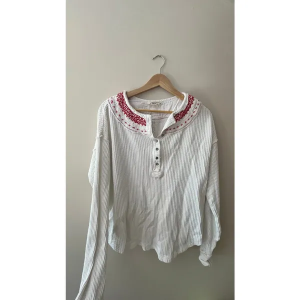 Free People We The Free White Waffle Knit Henley Top Red Embroidery Small - Image 2