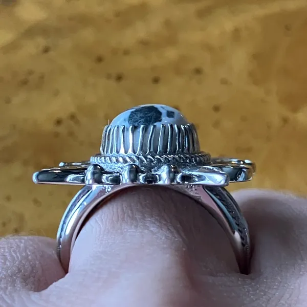 White Buffalo Turquoise Sterling Silver Feather Ring Size 7 Black - Image 2