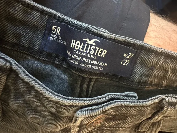 Hollister Jeans - Image 3