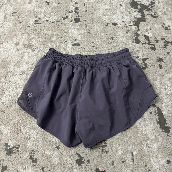 Lululemon Hotty Hot Short II *2.5" Size 6 in Graphite Purple - Image 4