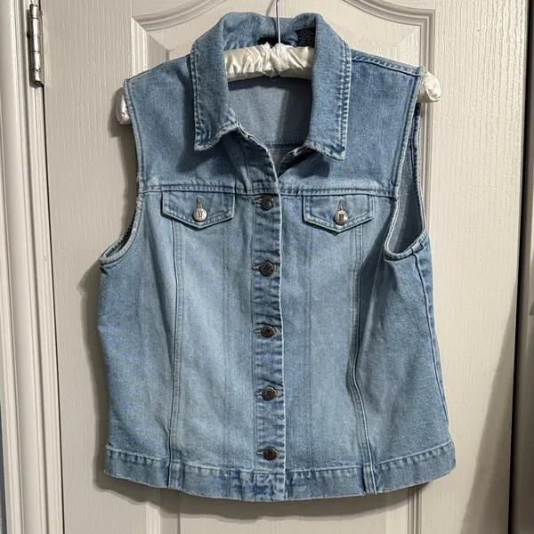 Vintage 90s Denim Vest Bikercore Y2K Distressed Festival Grunge Indie Sleaze - Image 2