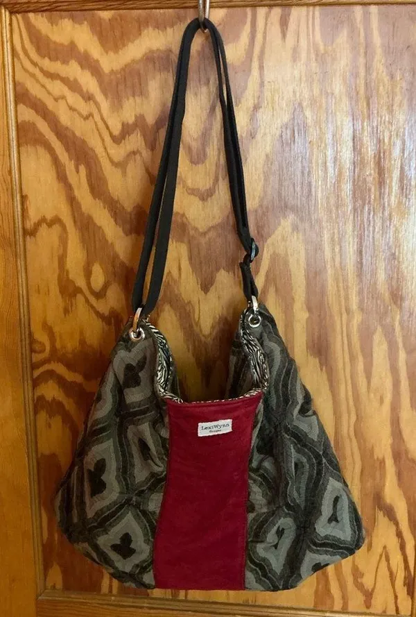 Lexi Winn Tapestry n Velvet Hobo Bag - Image 5