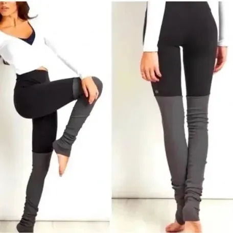 ALO Yoga Goddess Ruched Legging Size XS NEW - Image 2