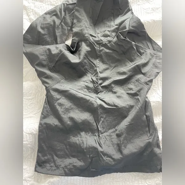 NIKE BLACK HOODED WINDBREAKER SIZE SMALL - Image 8