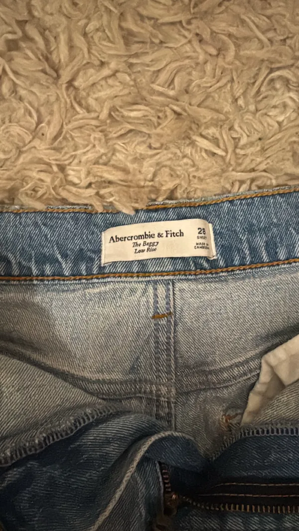 Abercrombie Baggy Jeans Low-Rise - Image 4