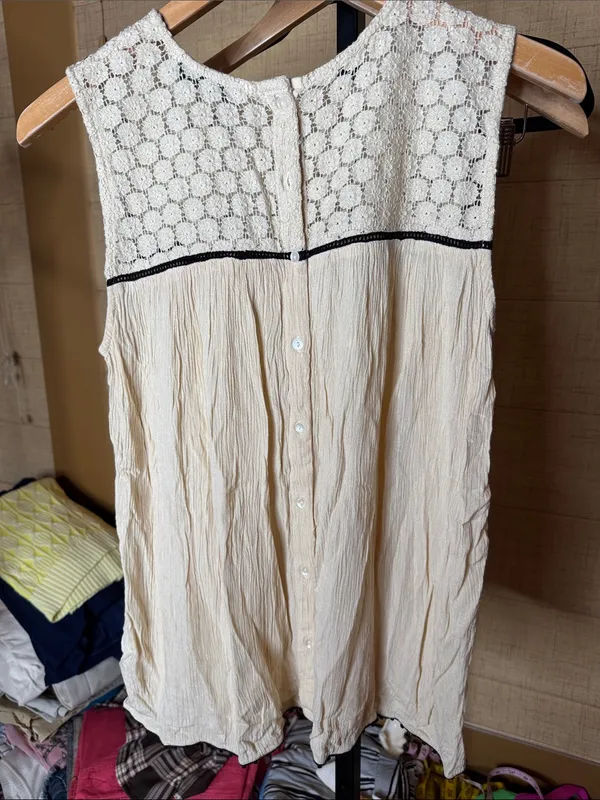 Zara Basic Cream Crochet Sequin Boho Tunic Top Size Medium - Image 8