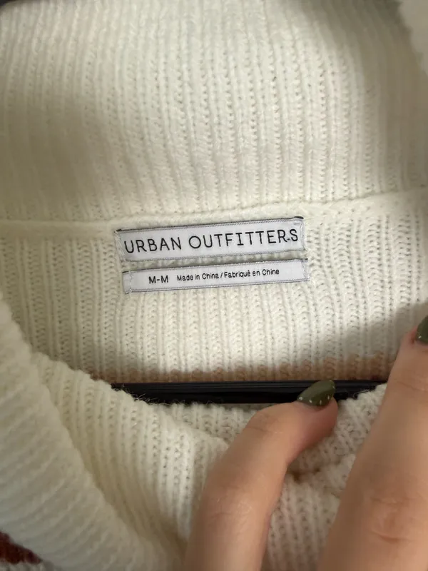 Urban Outfitters Sweater - Image 3