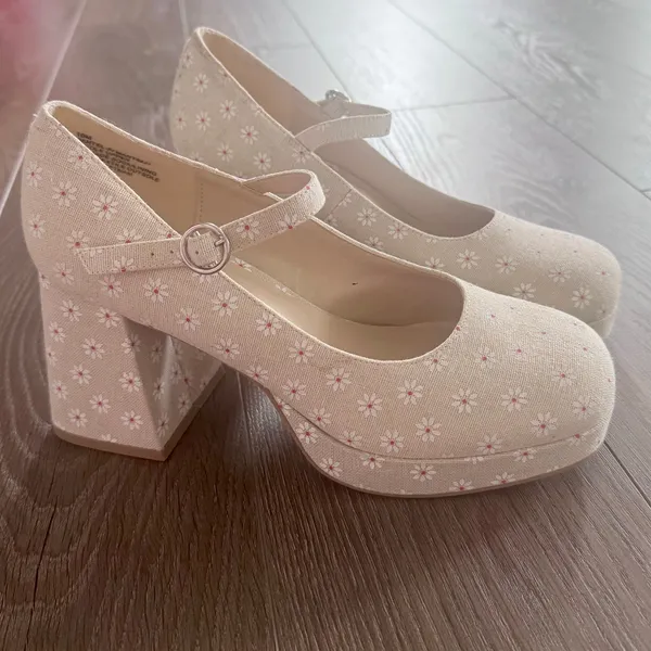 Madden Girl Mantel Mary Jane Platform Pump Daisy Ditsy Floral Coquette Lolita 10 - Image 12