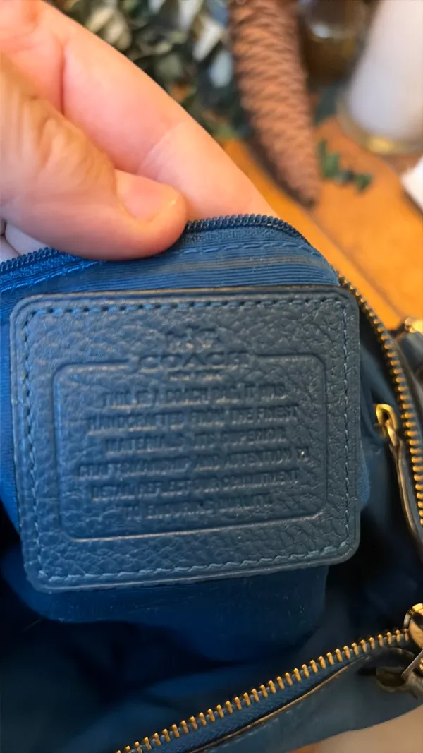 Coach Blue PebbledLeather Shoulder or crossbody bag with silver hardware - Image 11