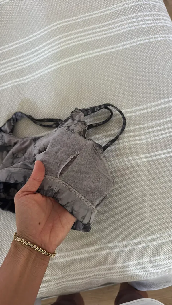 Lululemon sports bra  - Image 3