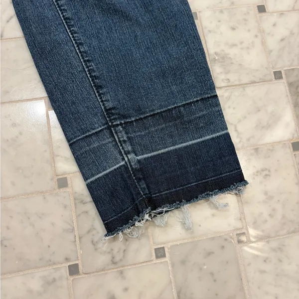LOFT Curvy Skinny Jeans - Image 2
