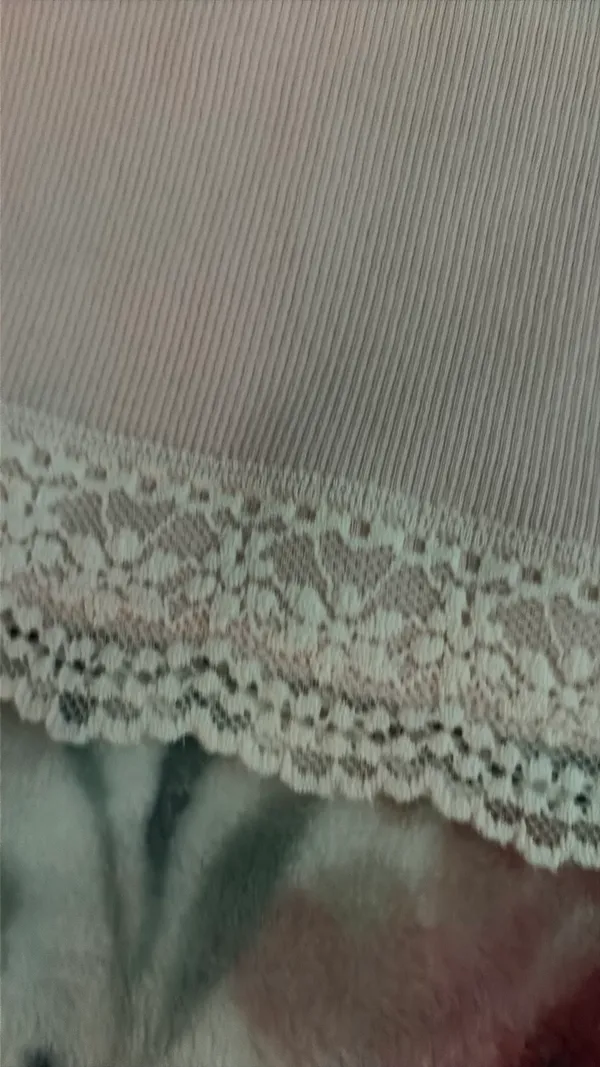 Hollister Lace Trim Tank Top - Image 3