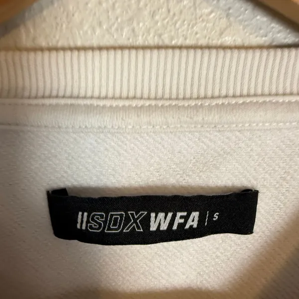 White Fox SDX WFA White Logo Striped Crewneck Long Sleeve Sweatshirt Size Small - Image 8