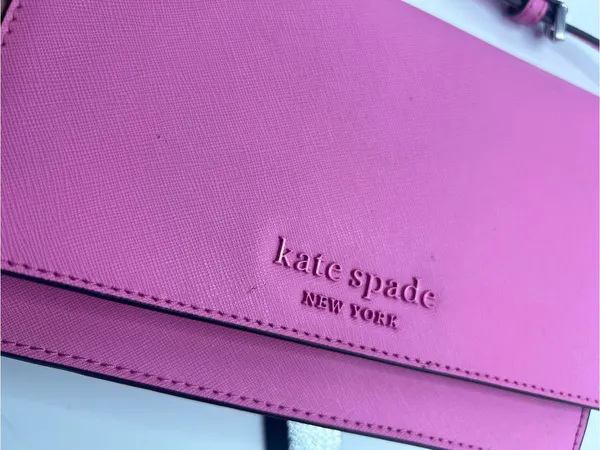 Kate Spade Cameron Small flap crossbody bag with chain strap bright peony pink - Image 9