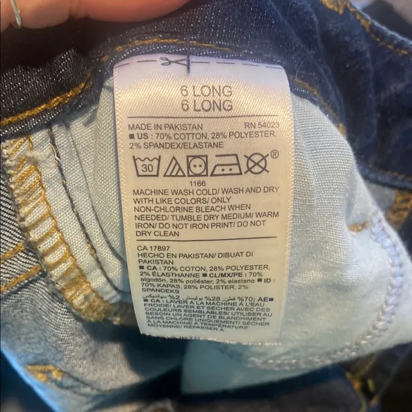 Old Navy Rockstar Women's Dark Blue Jeans 6 Long - Image 3