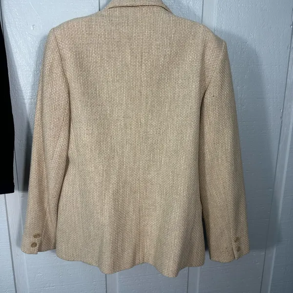 Dalton Vintage Tan Women’s Lined 2 Button Blazer See Measurements EUC - Image 3