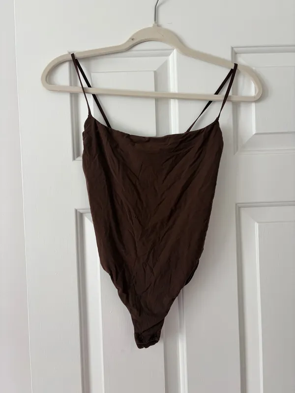 SKIMS Bodysuit - Image 3