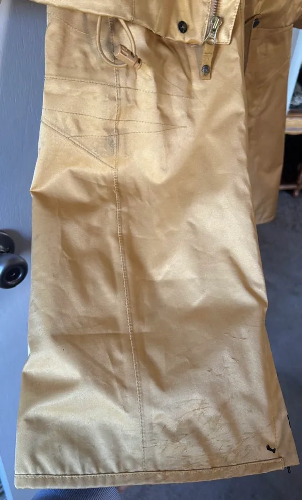 Burton snowboard jacket and pants  - Image 4
