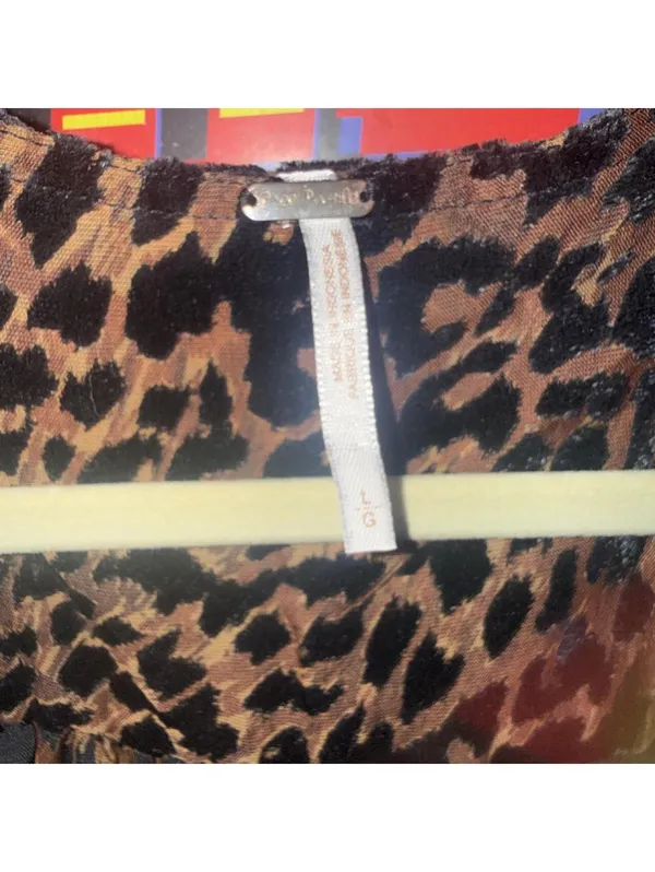 Free people wildest dreams velvet boho animal print top - Image 5