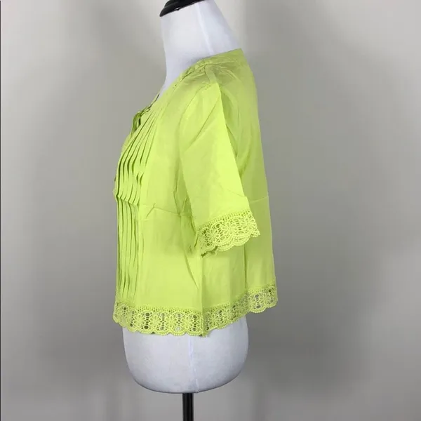 Neon Green Yellow Lace Up Cropped Top Lace Trim Pleated Blouse Size Small - Image 5