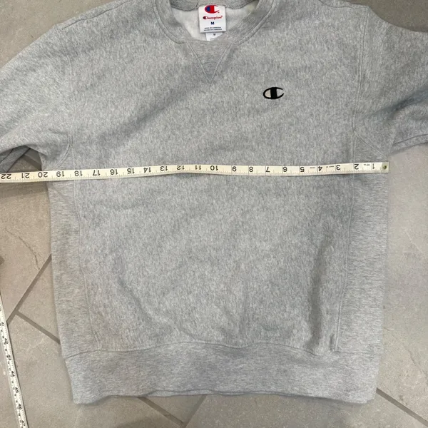 NWOT Champion Women's Fleece Crewneck Sweatshirt - Heather Grey M - Image 5