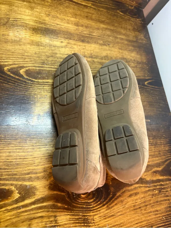 Naturalizer brown moccasins size 8.5 Wide - Image 8