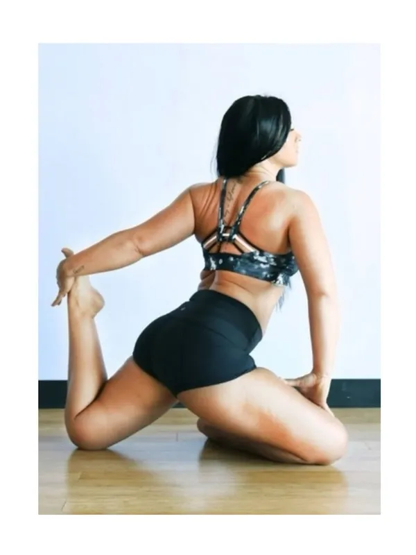 HTF: new Lululemon ॐ Wunder High Waist Yoga Running Short 2" Inseam ॐ Black 8 - Image 13
