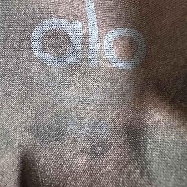 ALO Yoga Air Lift Leggings with Tie-Dye Pattern - Image 5
