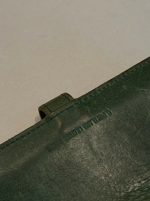 Portland Leather Green Wallet - Image 6