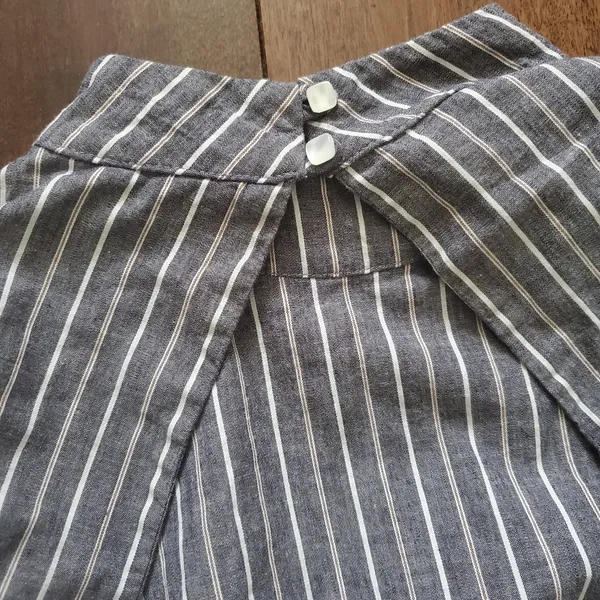 CAD top size small women's in gray and white stripes - Image 3