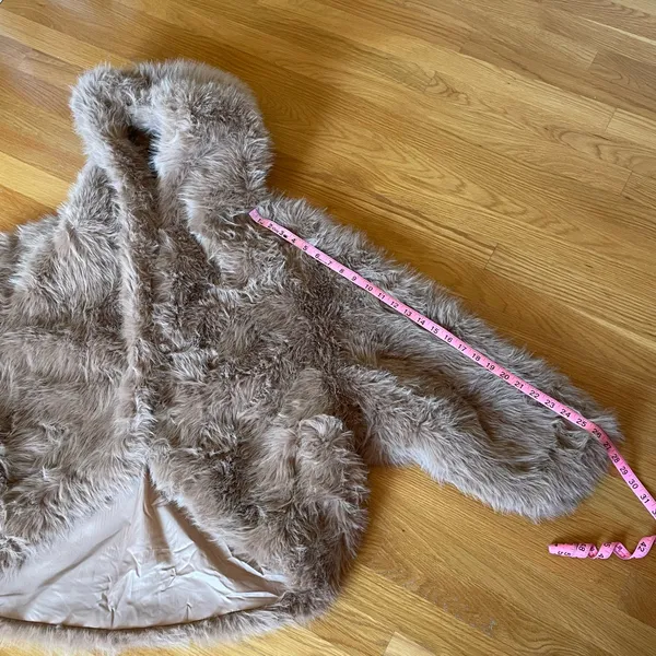 Lazeti Women’s Faux Fur Coat Camel Brown Plush Oversized Jacket Size S - Image 10