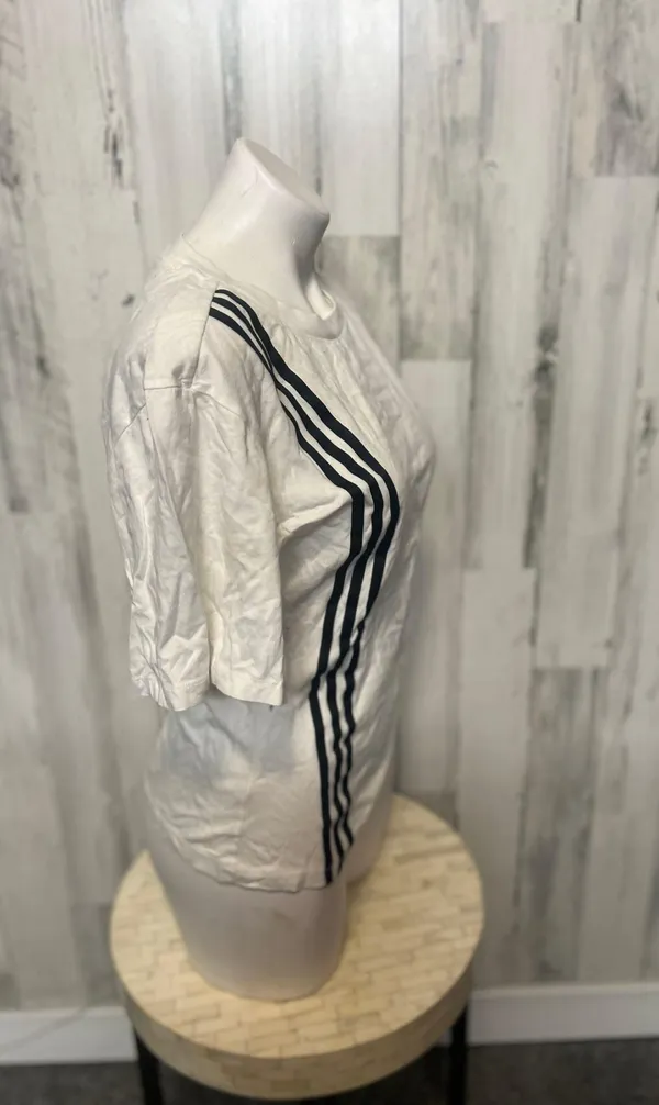 Adidas Tshirt - Image 6