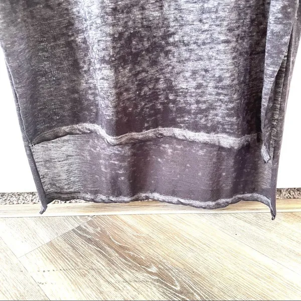 Free People grey burn out high low shirt - Image 9