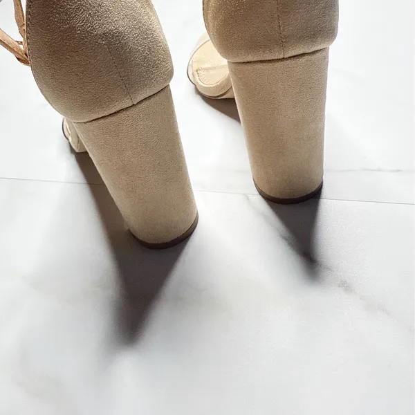 Liliana Nude Heels - Image 5