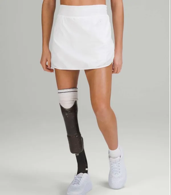Lululemon White Hotty Hot High-Rise Skirt Size 6 - Image 8