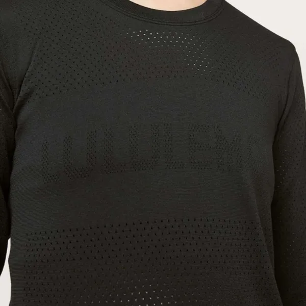 Rare Lululemon Breeze by long sleeve Lululemon across chest black size 4 - Image 2