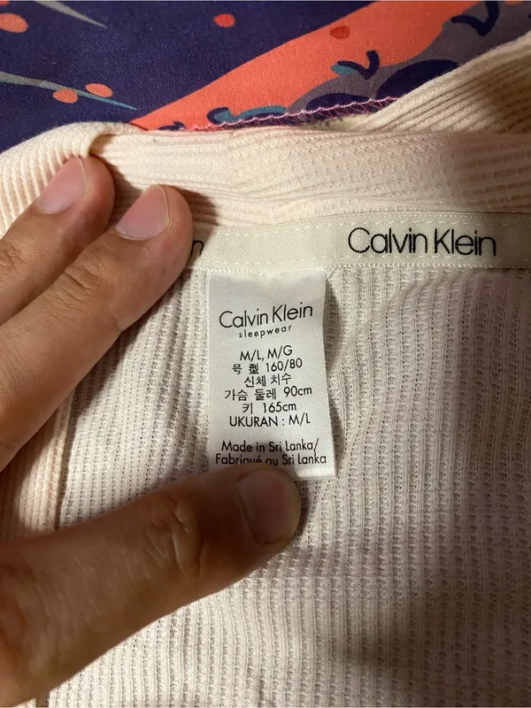 Calvin Klein Light Pink Ribbed Lounge Robe with Waist Tie - Image 4