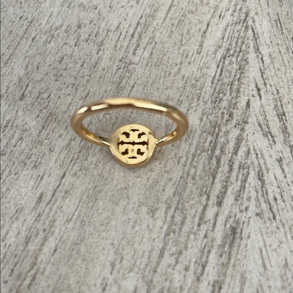 Tory Burch Miller Pave’ Delicate Ring Size 7.5 NEW! - Image 3