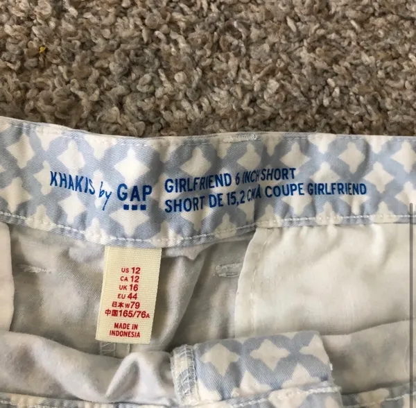 Gap Girlfriend Shorts - Image 4
