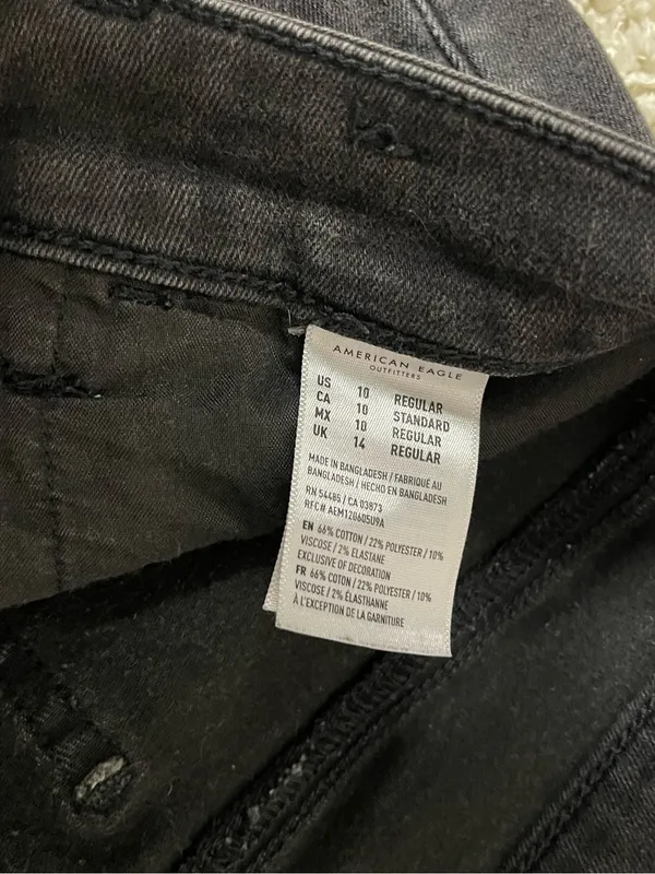 American Eagle Outfitters Black Distressed High-Rise Jegging Jeans - Image 5