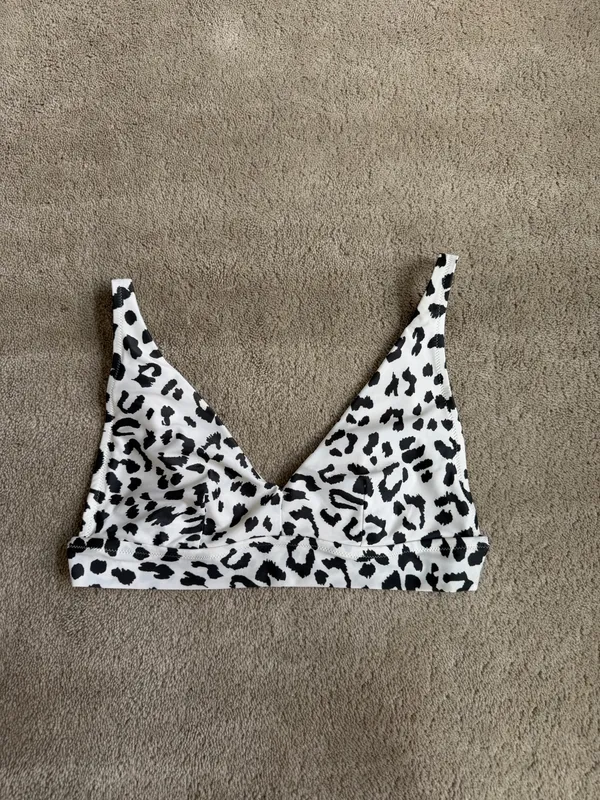 Aerie Black & White Leopard Scoop Bikini Top – Size Large - Image 2